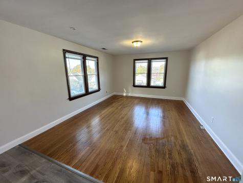 7 Richard Street Ansonia CT 06401