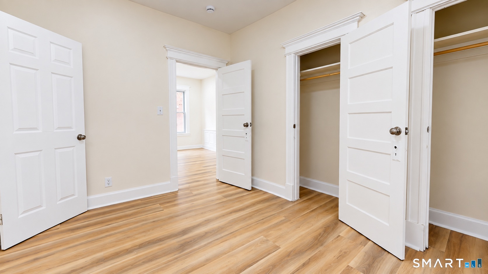 17 Bond Street Hartford CT 06114