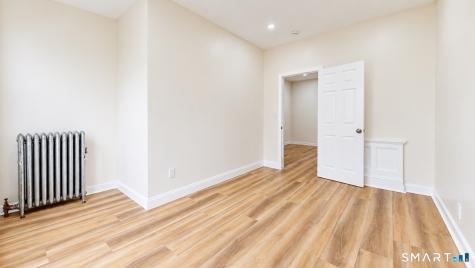17 Bond Street Hartford CT 06114