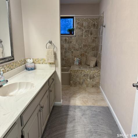 6 Cove Road Brookfield CT 06804