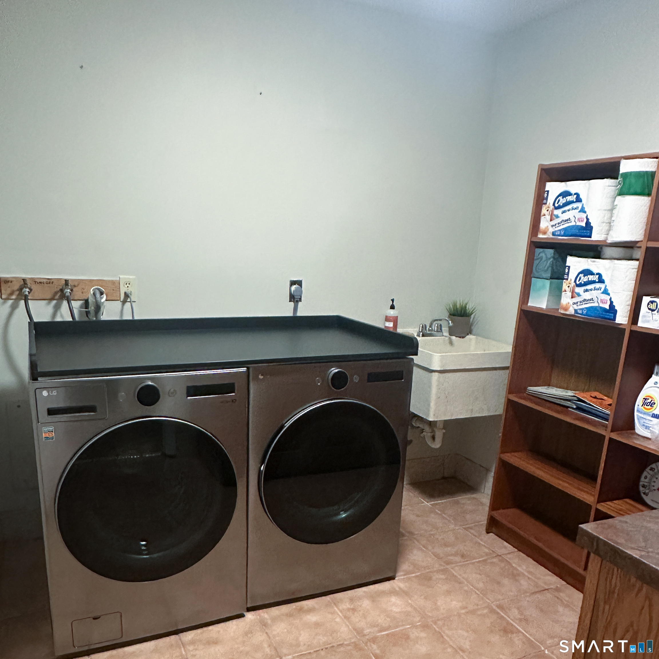 6 Cove Road Brookfield CT 06804