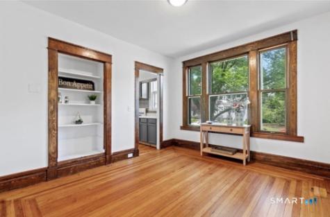 212 Maple Street New Haven CT 06511