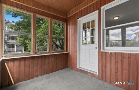 212 Maple Street New Haven CT 06511