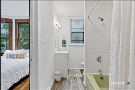 212 Maple Street New Haven CT 06511