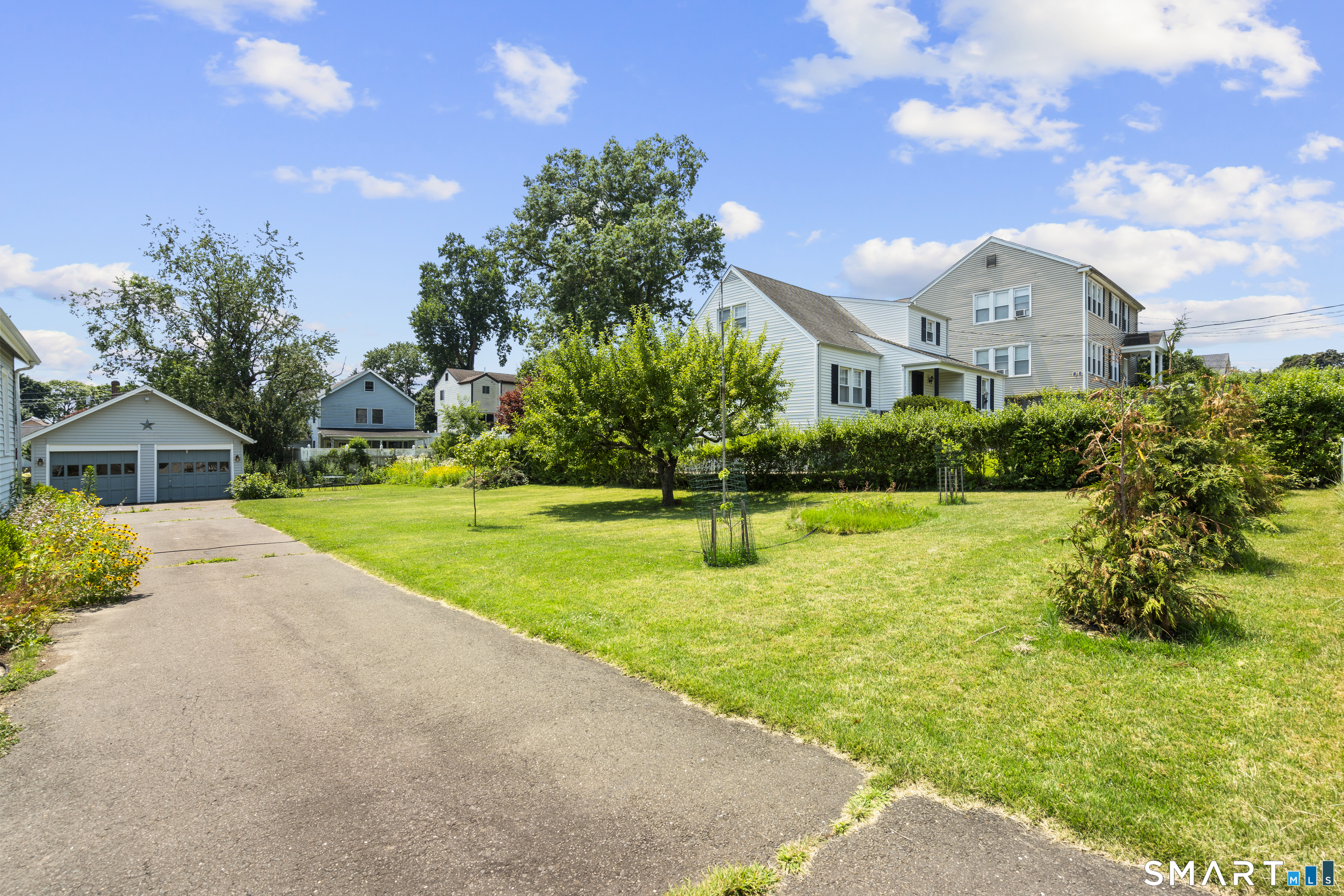 16 Saint Charles Avenue Stamford CT 06907