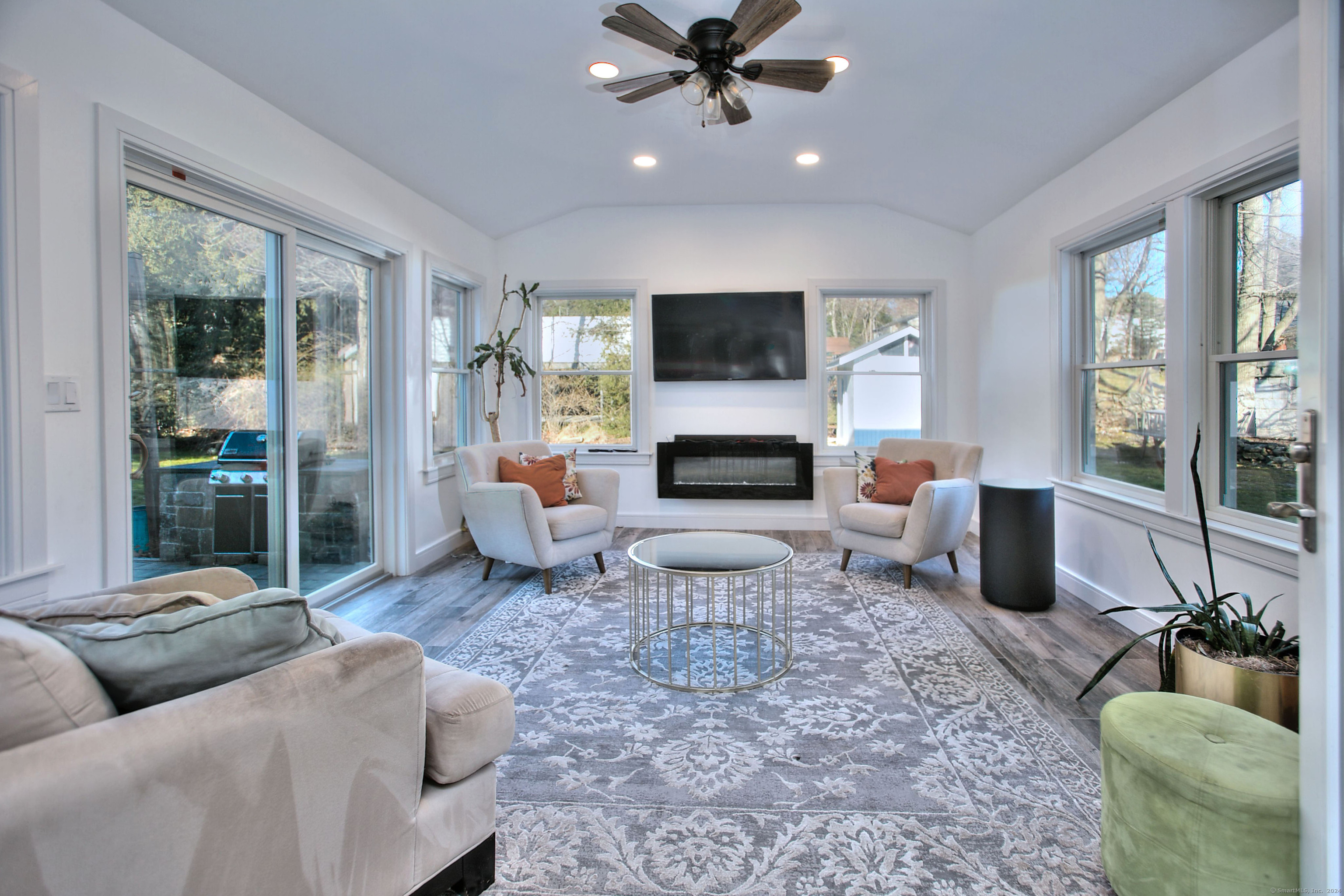 16 Sue Terrace Westport CT 06880