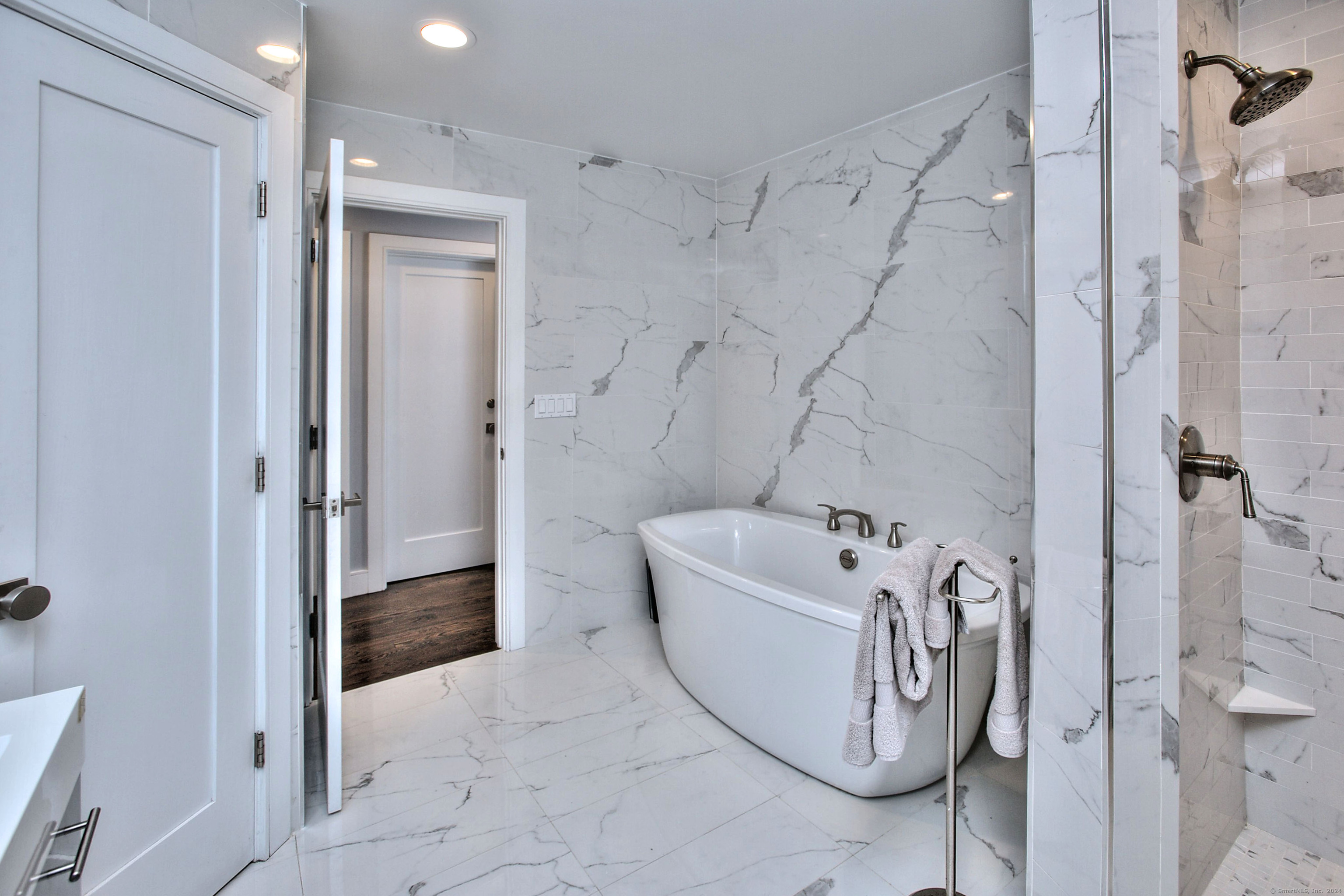 16 Sue Terrace Westport CT 06880