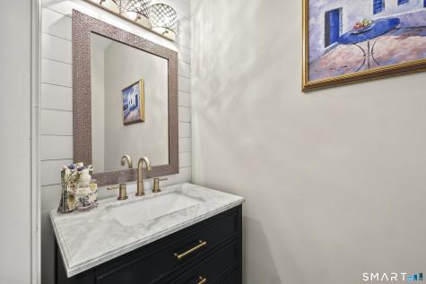 14 Harwich Lane West Hartford CT 06117