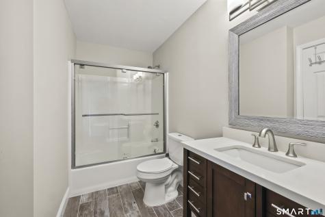 14 Harwich Lane West Hartford CT 06117