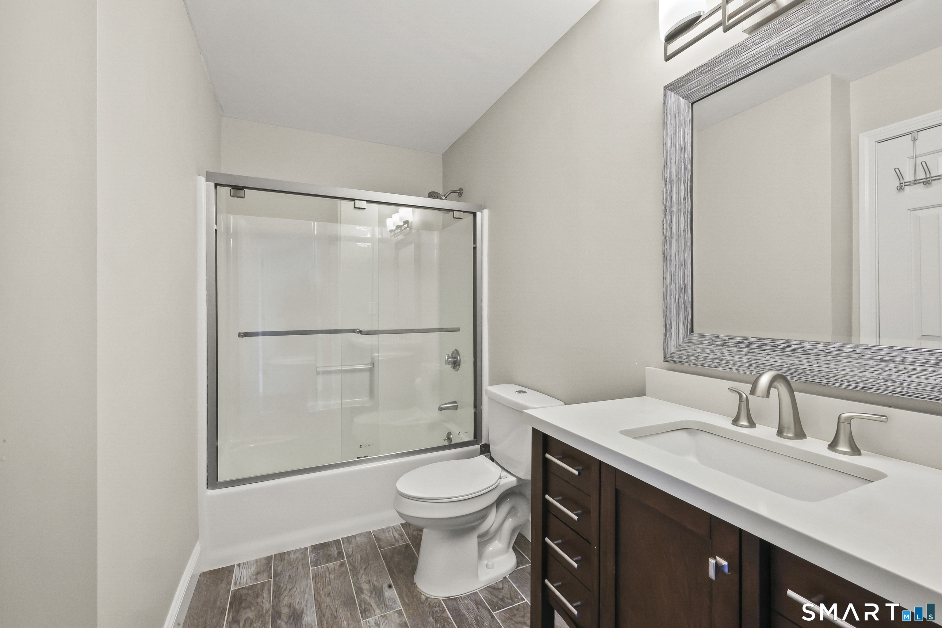 14 Harwich Lane West Hartford CT 06117