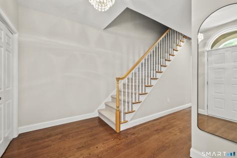14 Harwich Lane West Hartford CT 06117