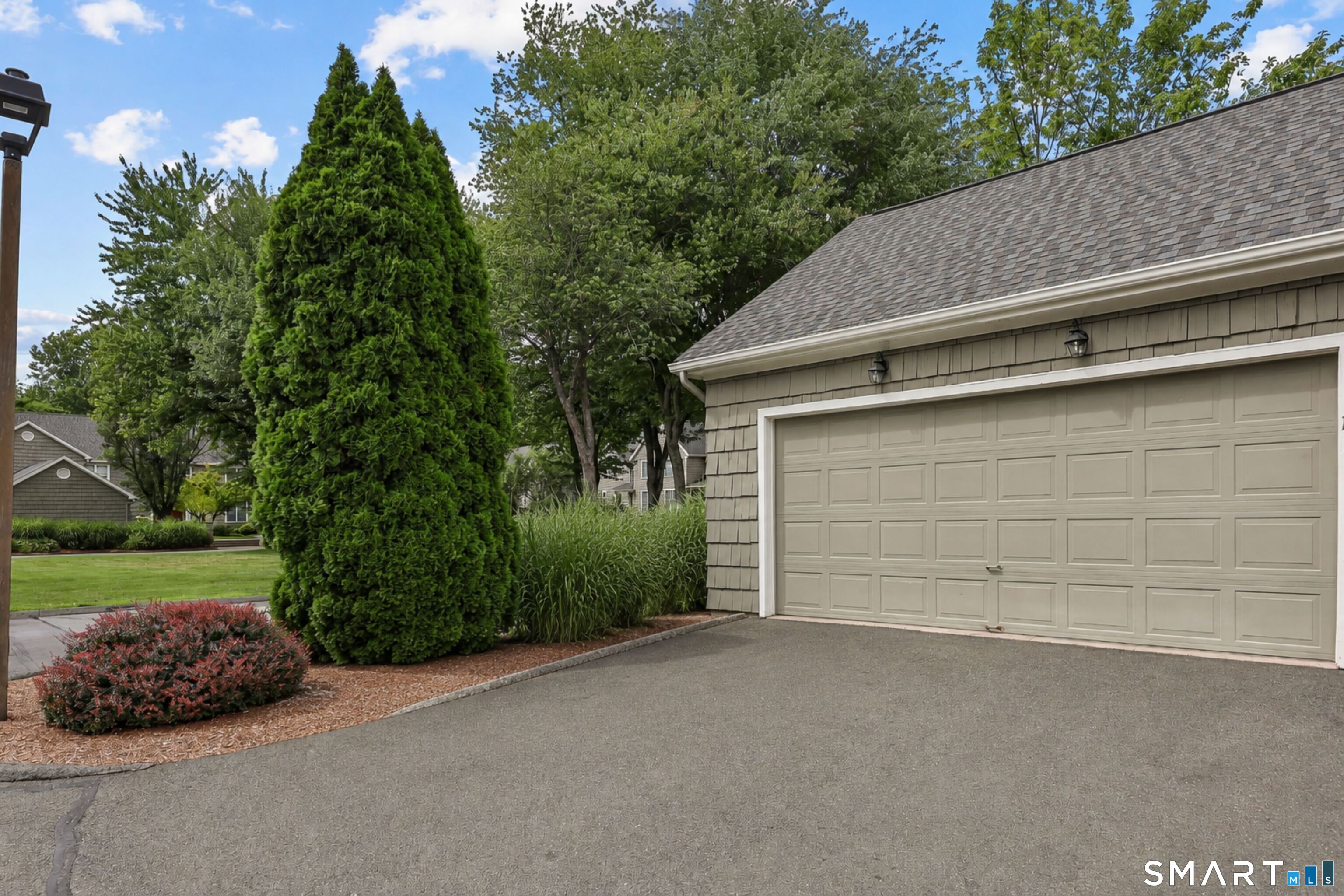 14 Harwich Lane West Hartford CT 06117