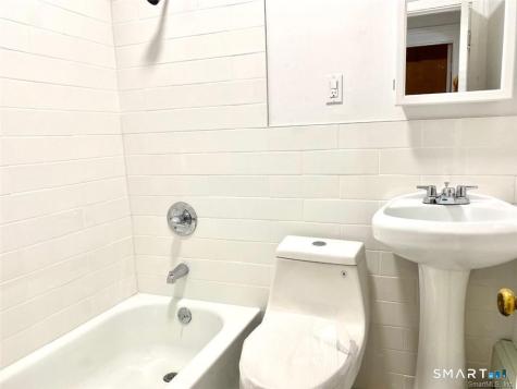 206 Franklin Avenue Hartford CT 06114