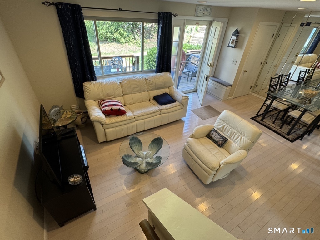 7 Clearwater Lane East Hampton CT 06424