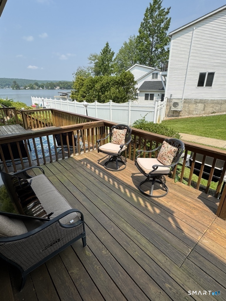 7 Clearwater Lane East Hampton CT 06424