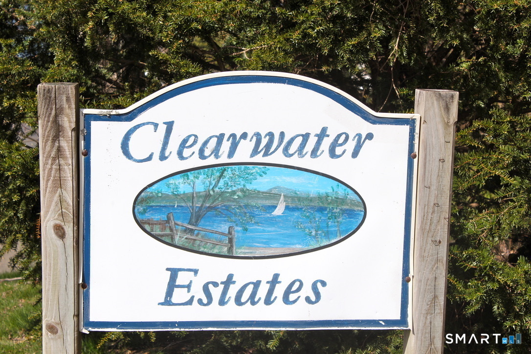 7 Clearwater Lane East Hampton CT 06424
