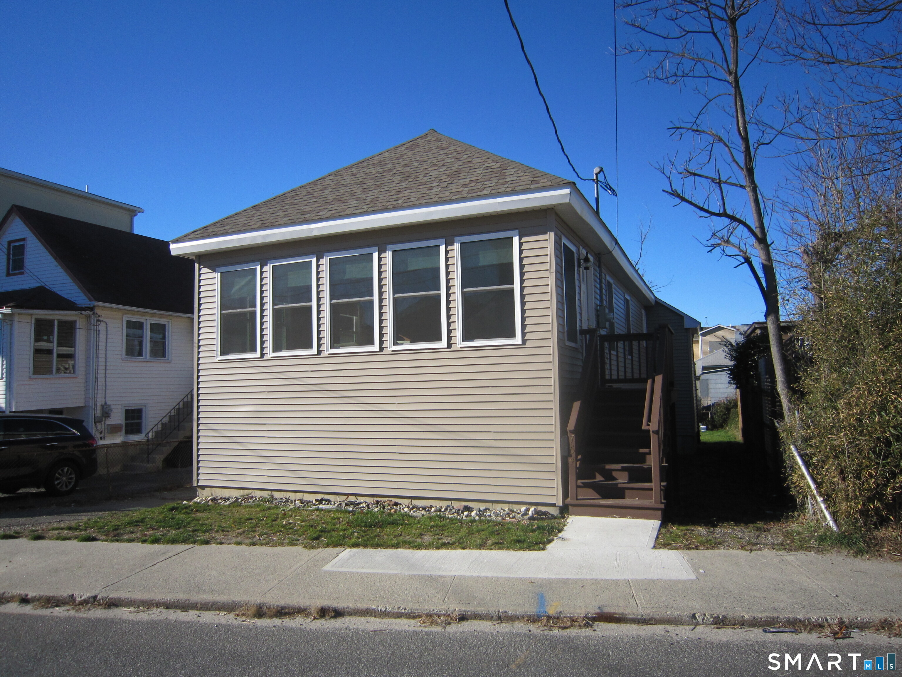 754 East Broadway Milford CT 06460