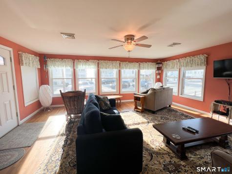 754 East Broadway Milford CT 06460