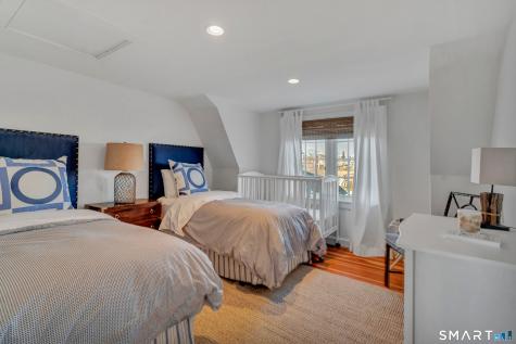 165 Middle Beach Road Madison CT 06443