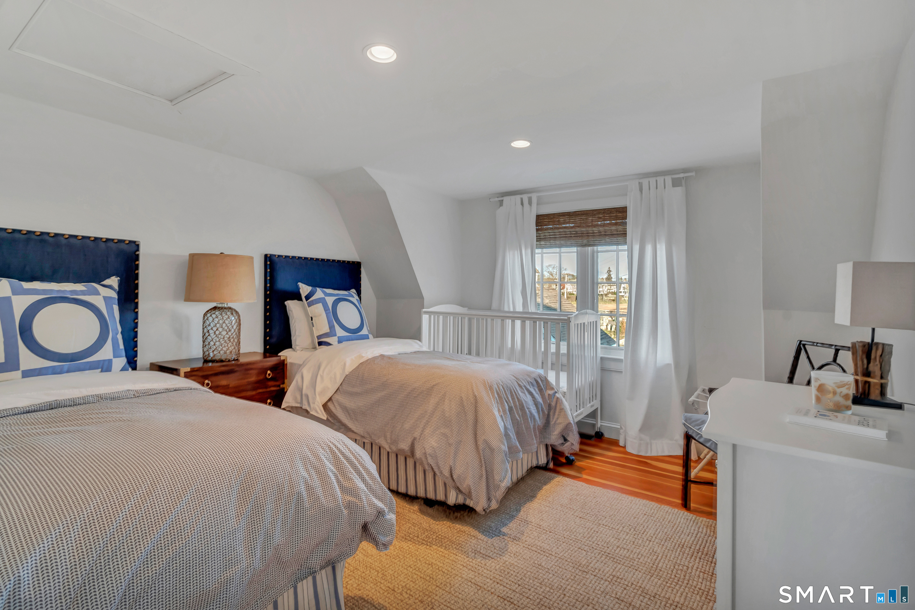 165 Middle Beach Road Madison CT 06443