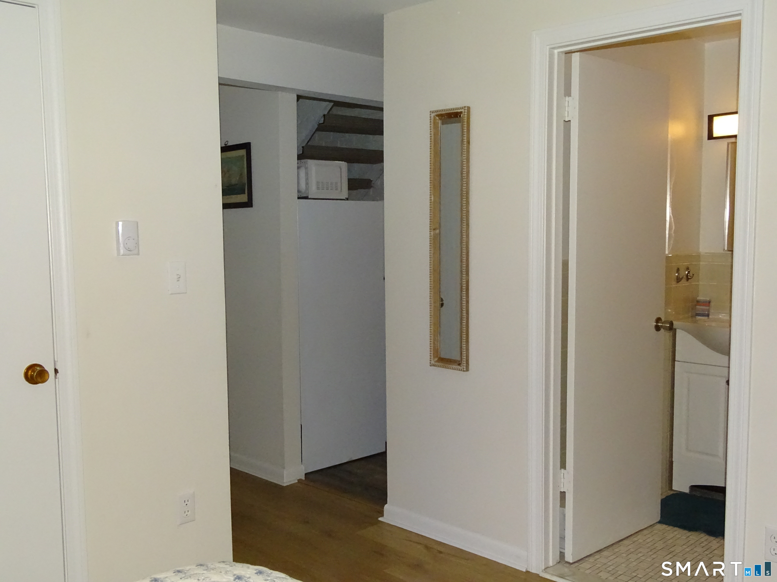 81 Church Street Branford CT 06405