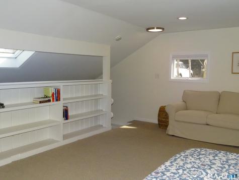 81 Church Street Branford CT 06405