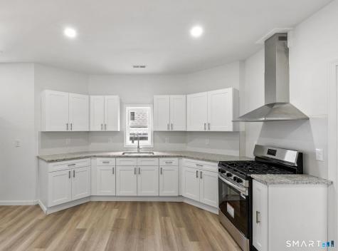 16 Arch Street Waterbury CT 06710