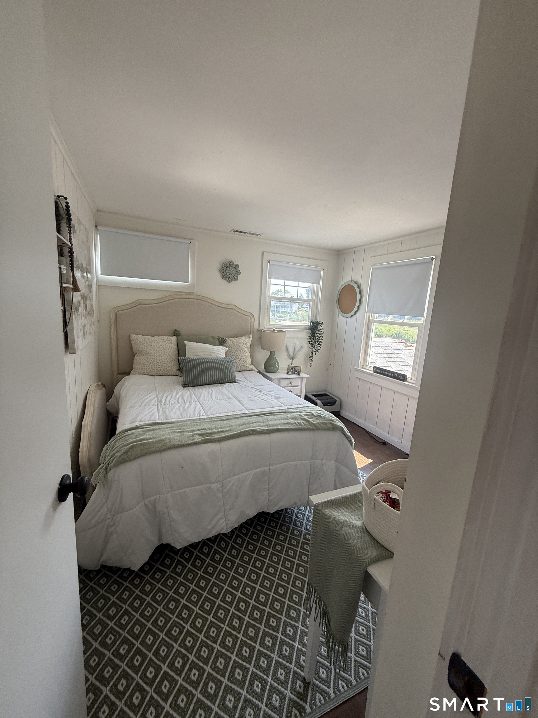 19 White Top Lane Guilford CT 06437