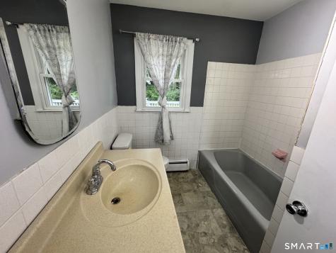 9 Fulmore Drive Waterford CT 06385