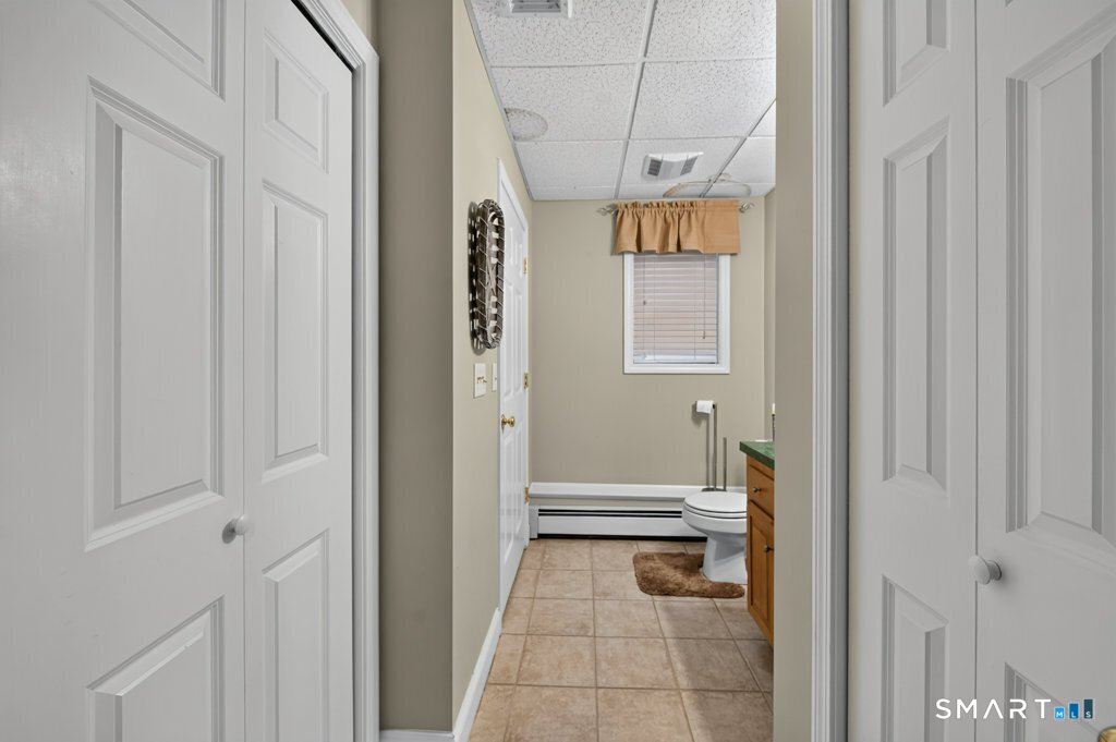 600-09 Main Street Southington CT 06479
