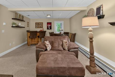 600-09 Main Street Southington CT 06479