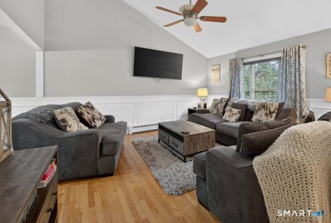 600-09 Main Street Southington CT 06479