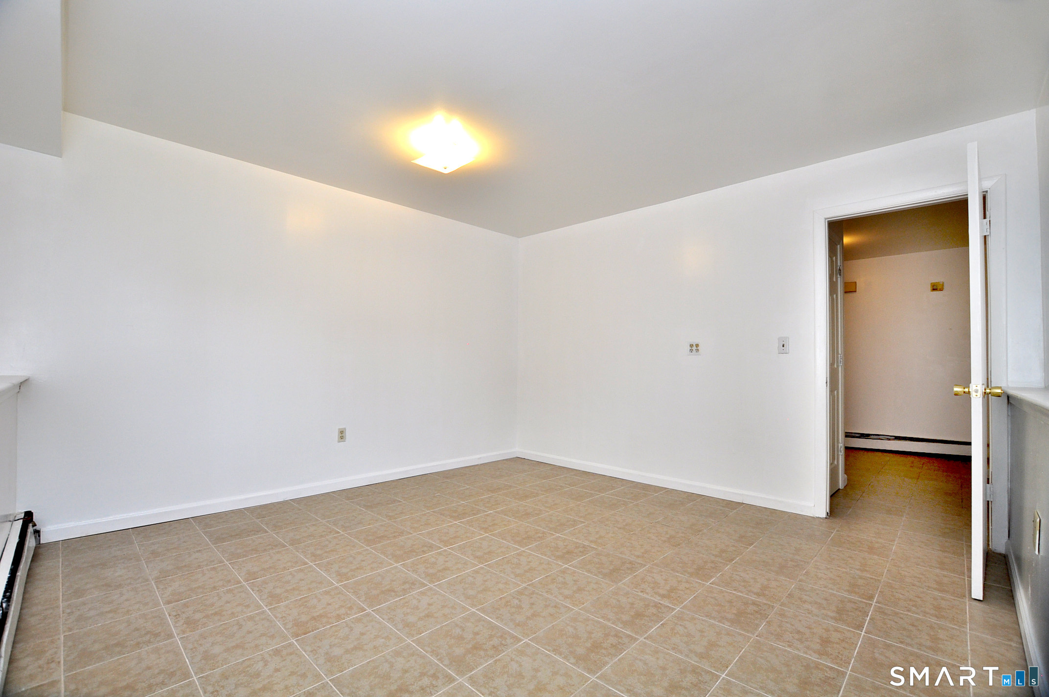 1681 Litchfield Turnpike Woodbridge CT 06525