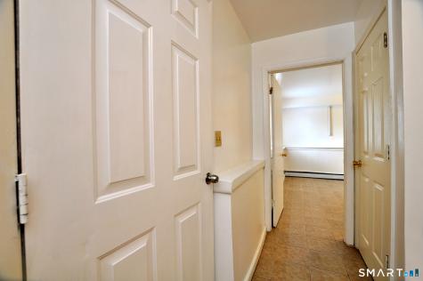 1681 Litchfield Turnpike Woodbridge CT 06525