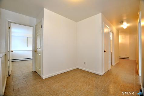 1681 Litchfield Turnpike Woodbridge CT 06525