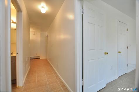 1681 Litchfield Turnpike Woodbridge CT 06525