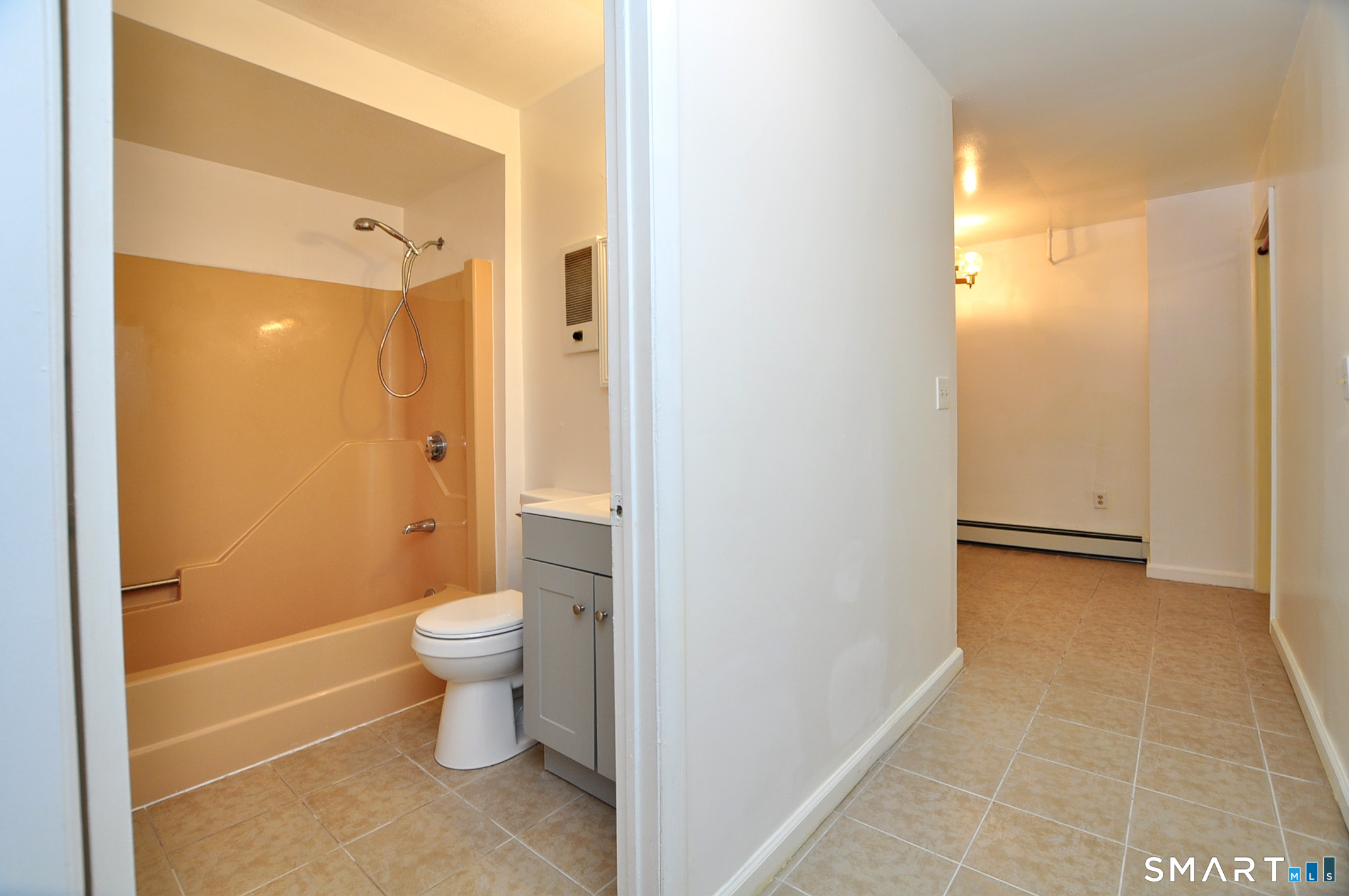 1681 Litchfield Turnpike Woodbridge CT 06525