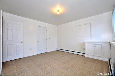 1681 Litchfield Turnpike Woodbridge CT 06525