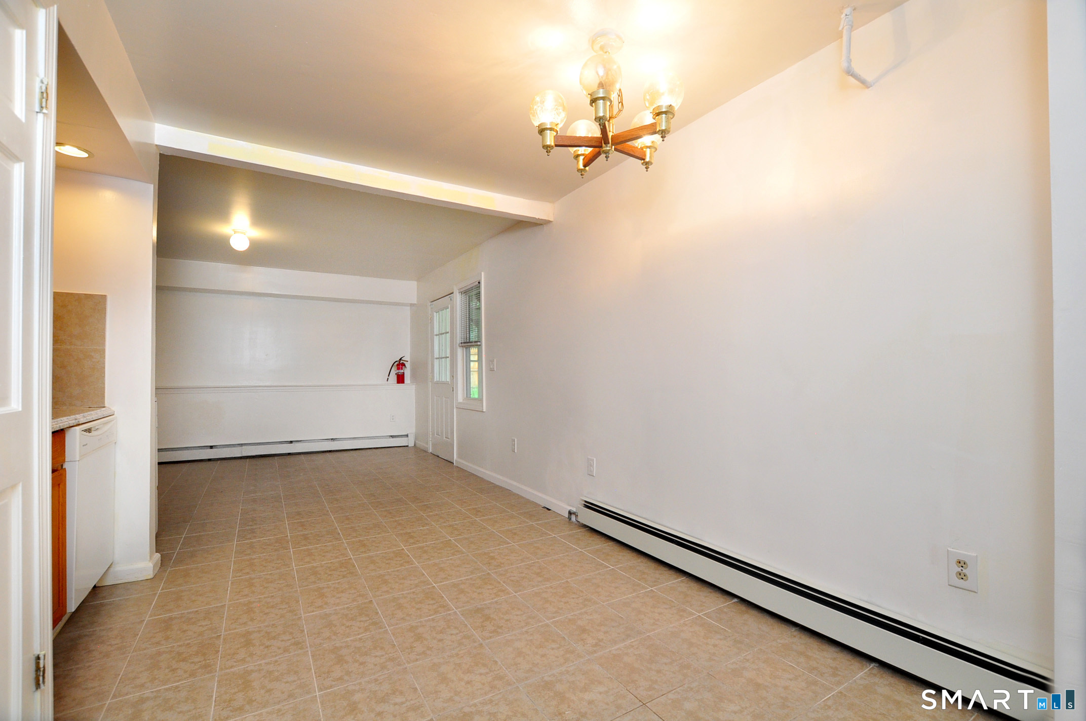 1681 Litchfield Turnpike Woodbridge CT 06525