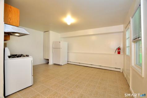 1681 Litchfield Turnpike Woodbridge CT 06525