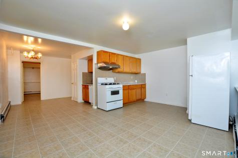 1681 Litchfield Turnpike Woodbridge CT 06525
