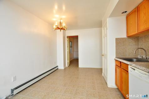 1681 Litchfield Turnpike Woodbridge CT 06525