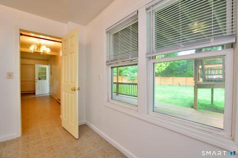 1681 Litchfield Turnpike Woodbridge CT 06525