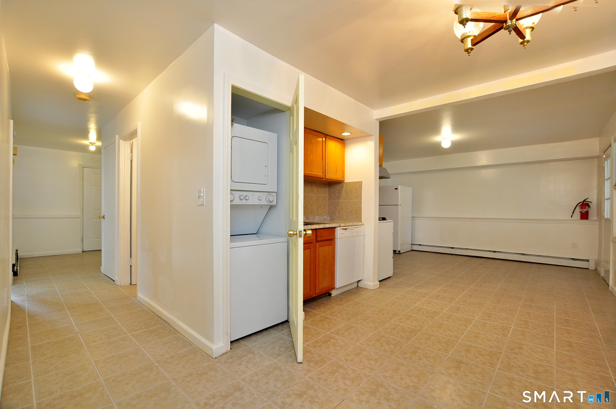 1681 Litchfield Turnpike Woodbridge CT 06525