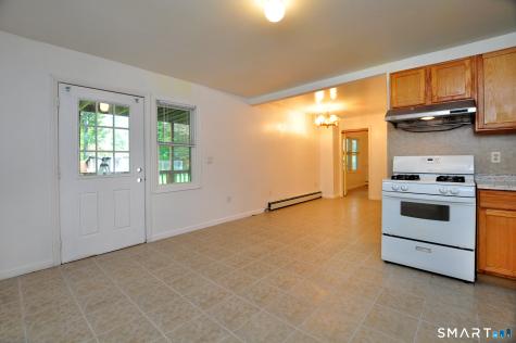 1681 Litchfield Turnpike Woodbridge CT 06525