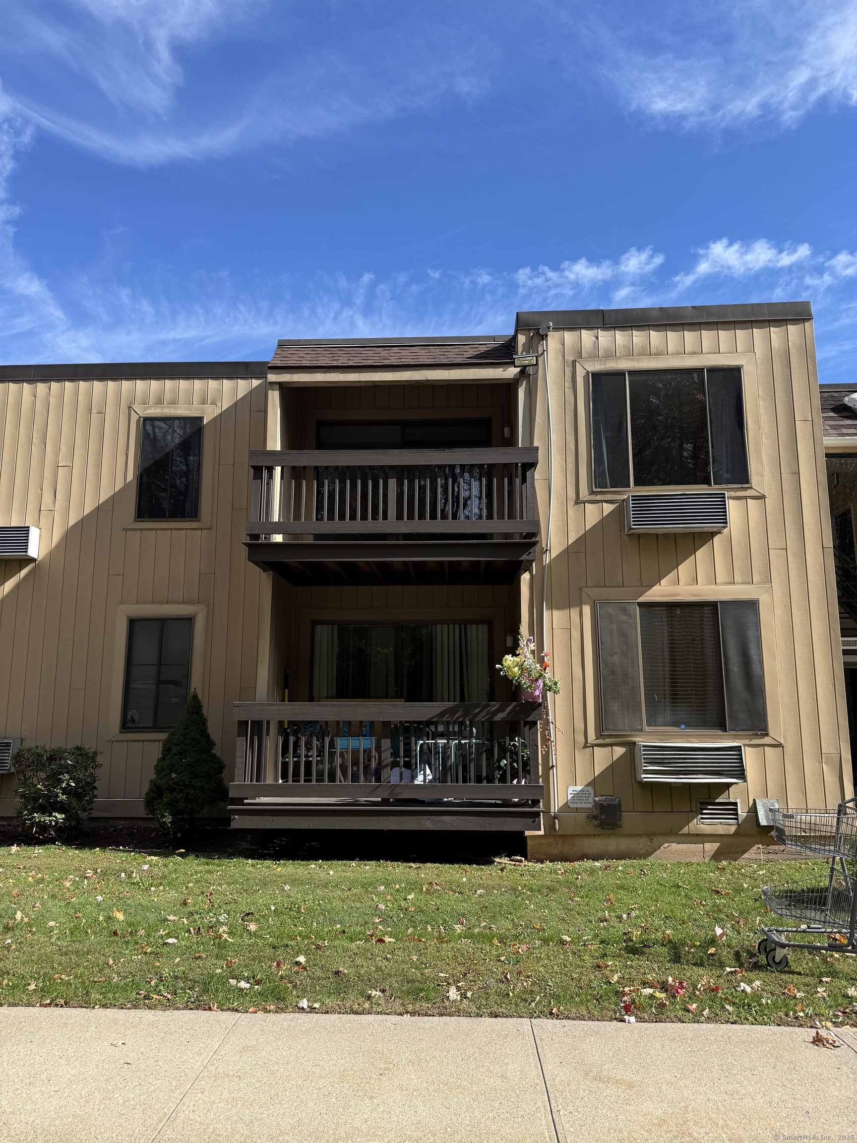 175 Mill Pond Road Hamden CT 06514