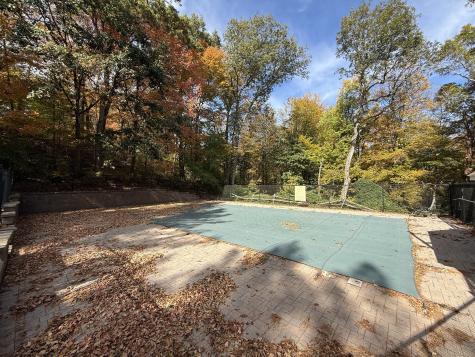175 Mill Pond Road Hamden CT 06514