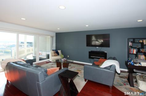 14 Harbour Close New Haven CT 06519