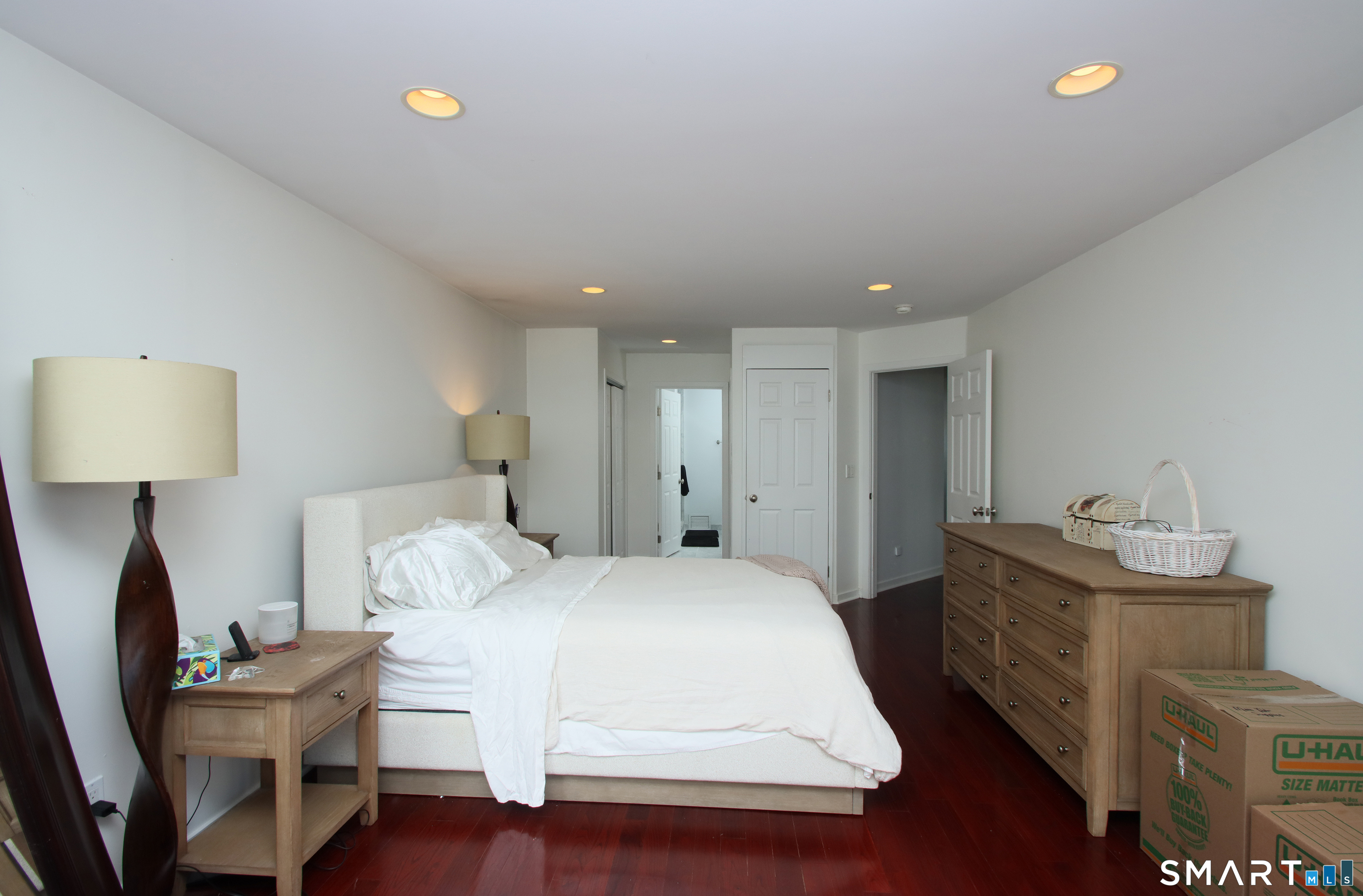 14 Harbour Close New Haven CT 06519
