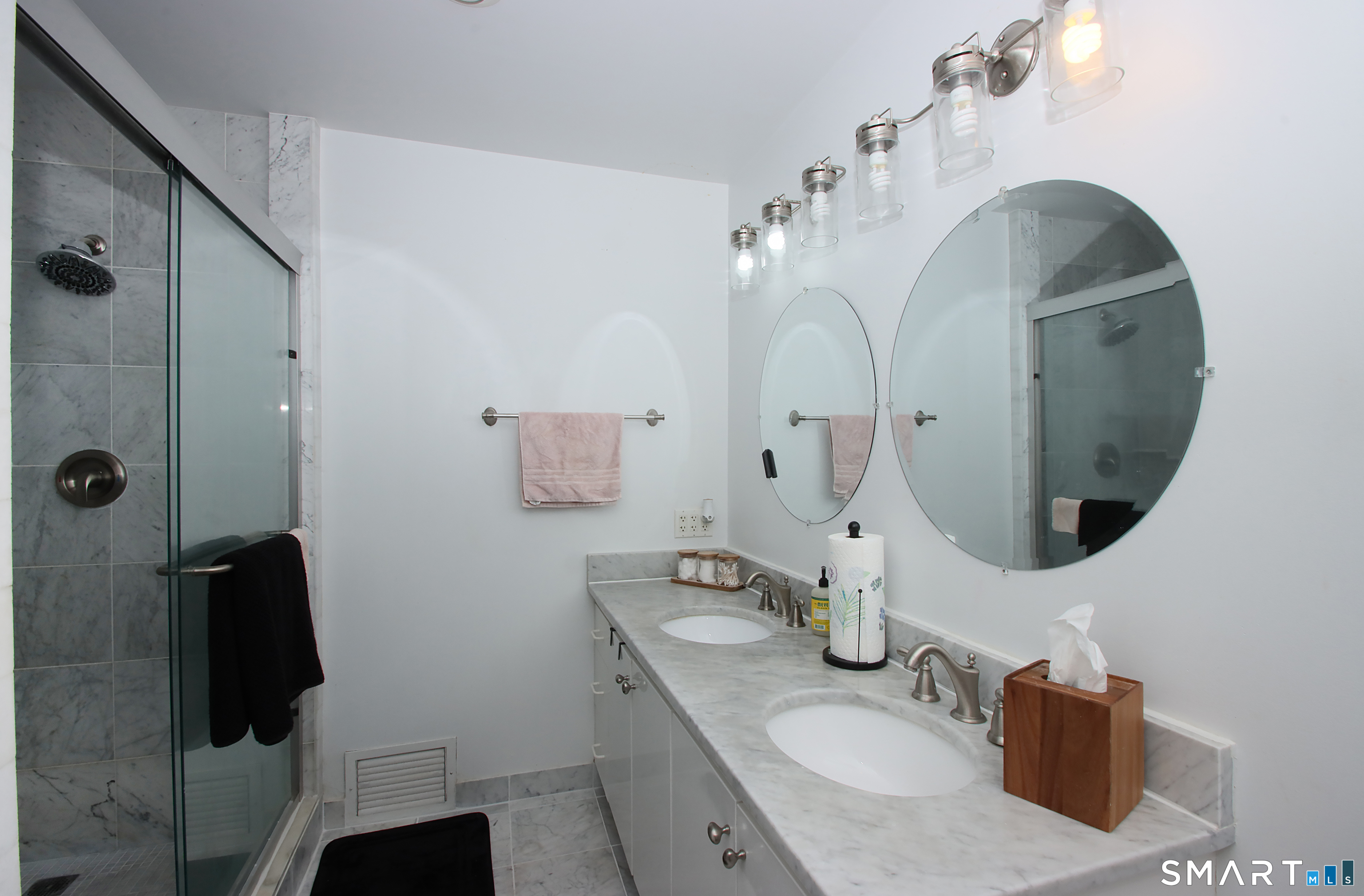 14 Harbour Close New Haven CT 06519